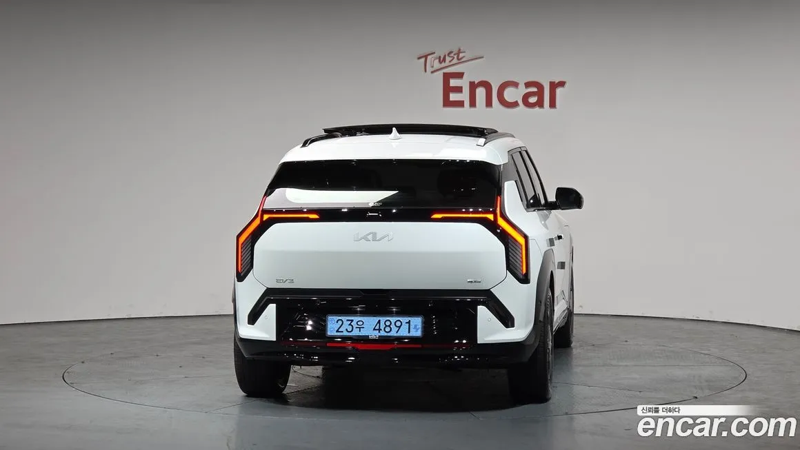Kia EV3 — фото 6