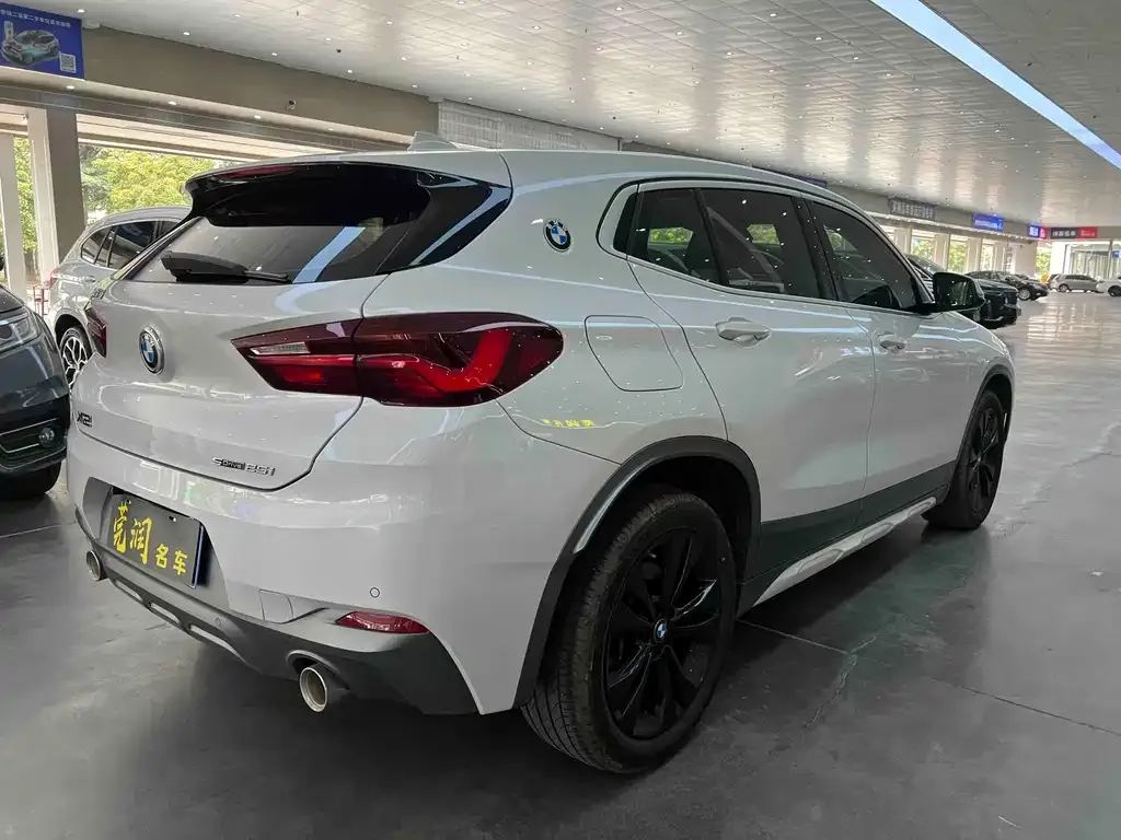 BMW X2 — фото 5