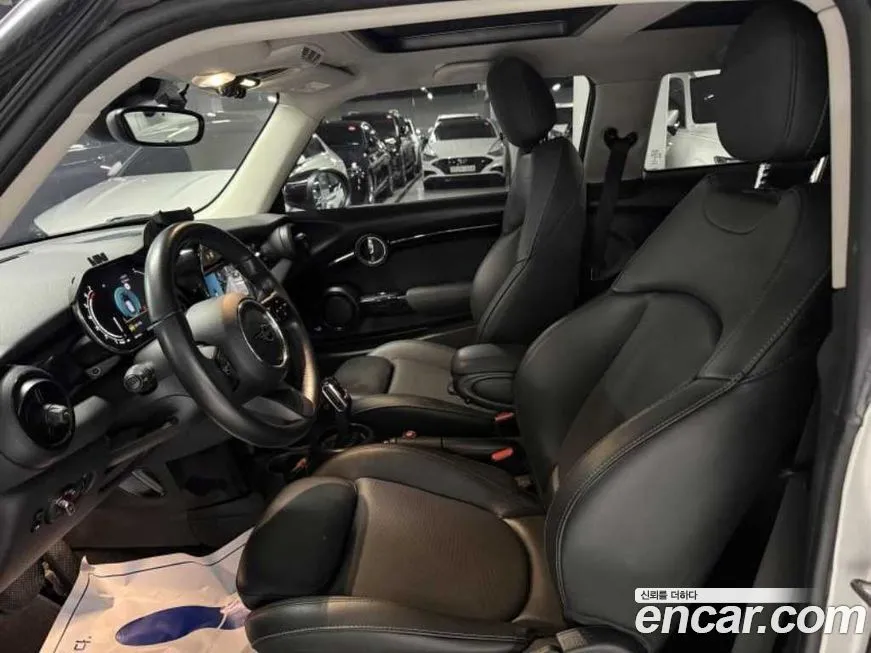 Mini Cooper 2022 из KR, фото 9