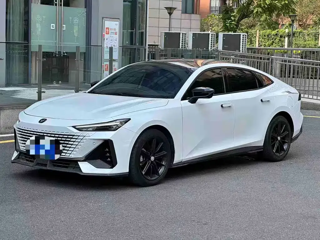 Changan UNI-V 2023 из CN, фото 1