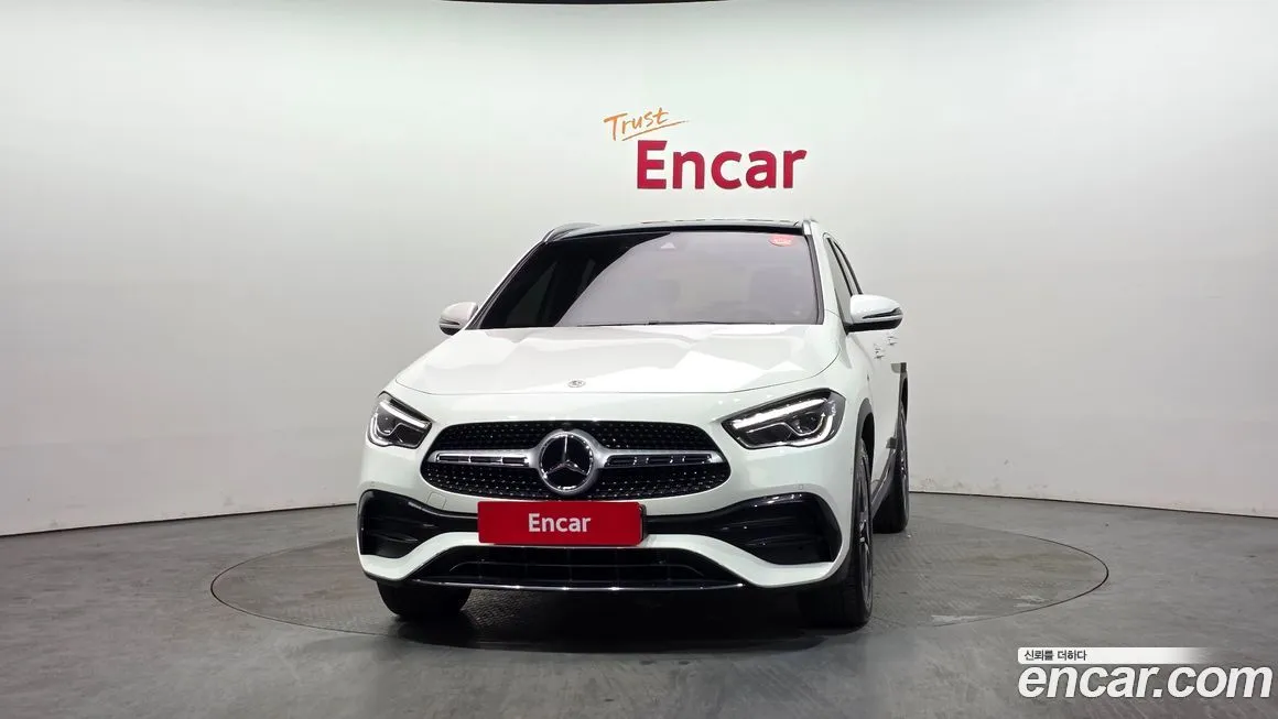 Mercedes-Benz GLA-Class — фото 2