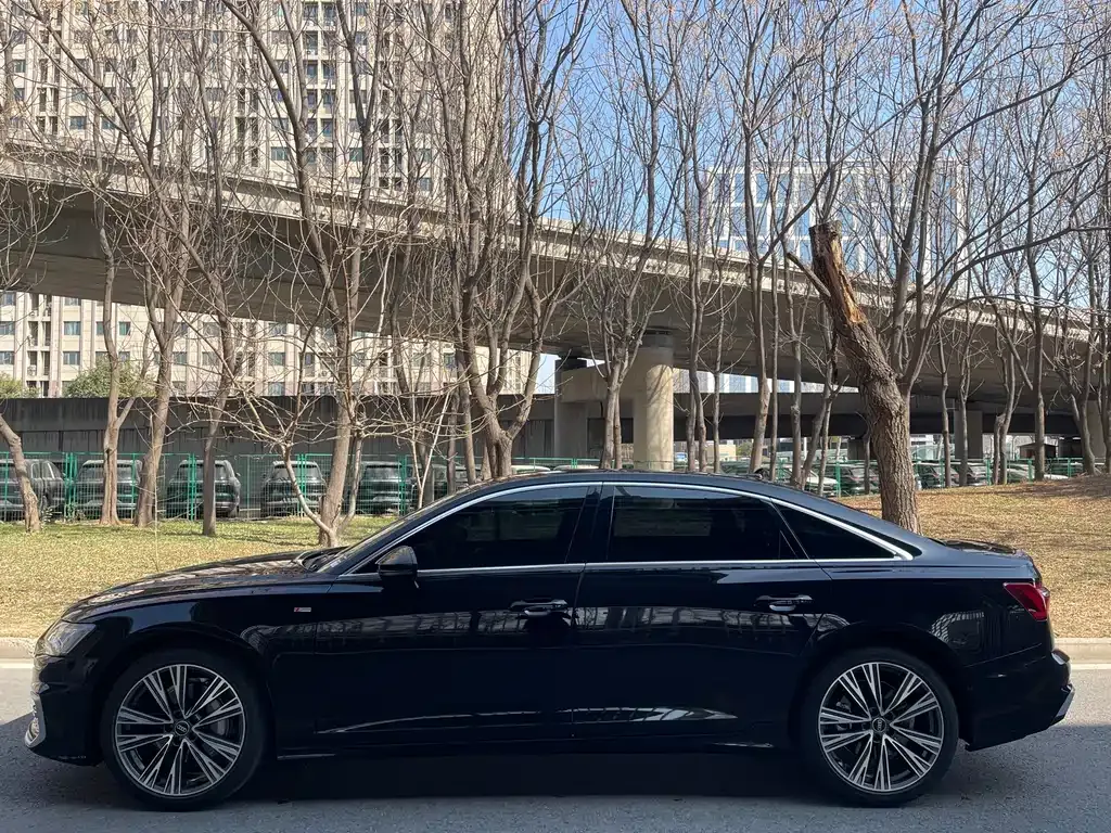 Audi A6L 2025 из CN, фото 6