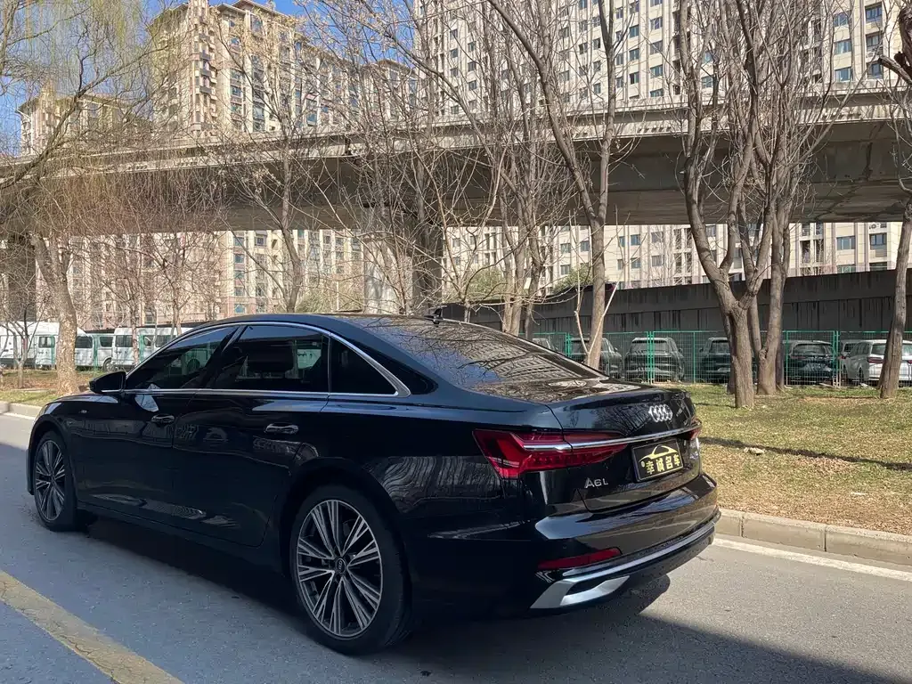 Audi A6L 2025 из CN, фото 8