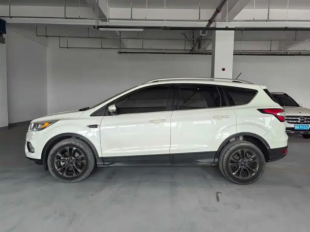 Ford Kuga 2021 из CN, фото 9