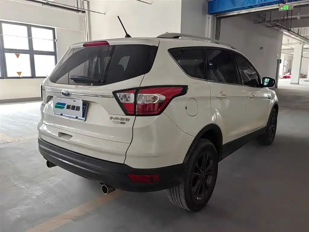 Ford Kuga 2021 из CN, фото 8