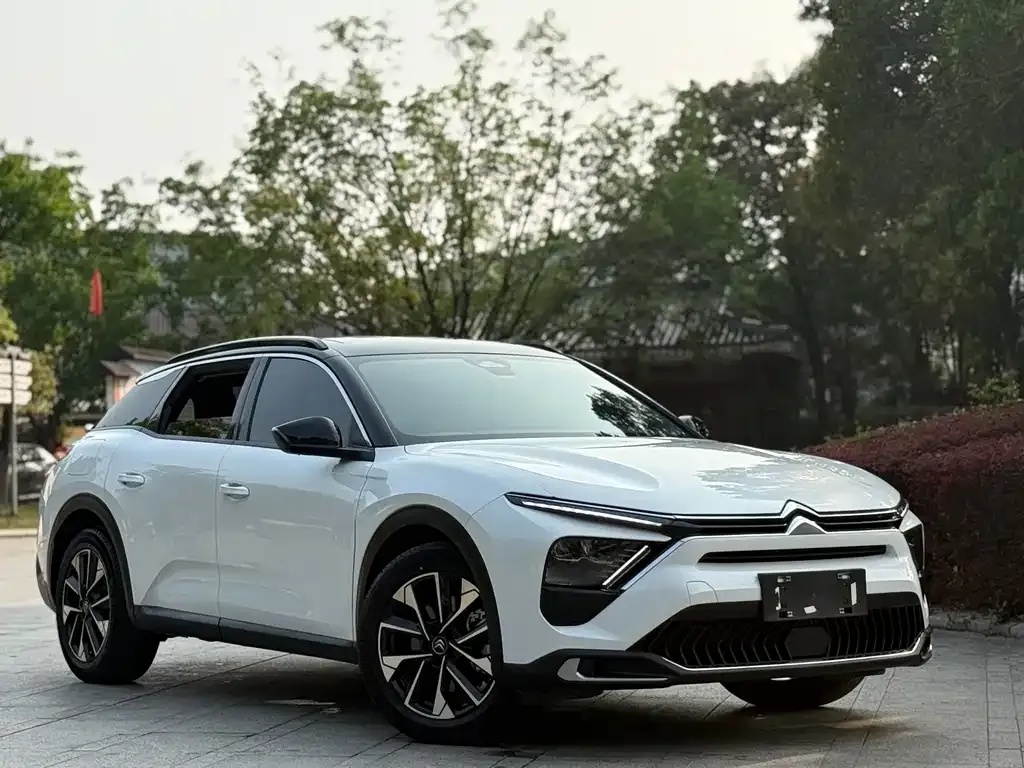 Citroen C5 X 2022 из CN, фото 3