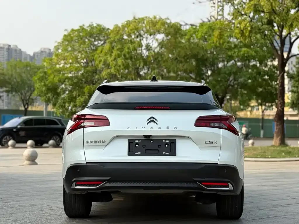 Citroen C5 X 2022 из CN, фото 2