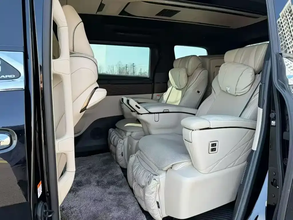 Toyota Alphard 2025 из CN, фото 5