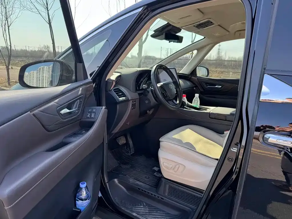 Toyota Alphard 2025 из CN, фото 6