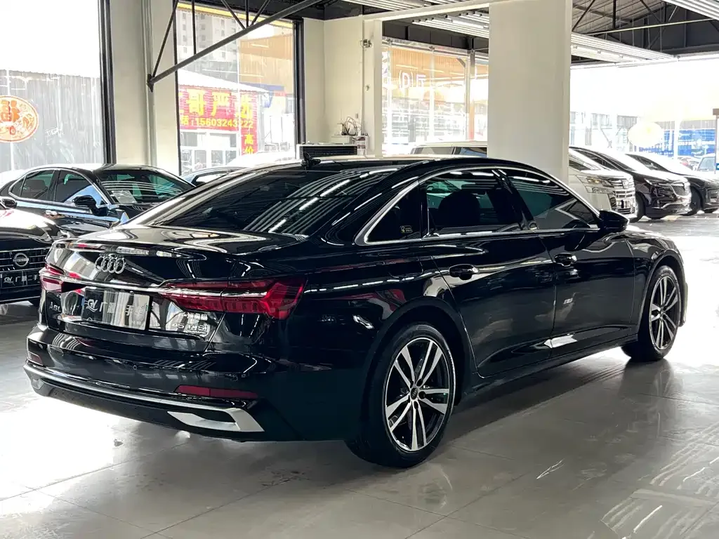 Audi A6L — фото 4