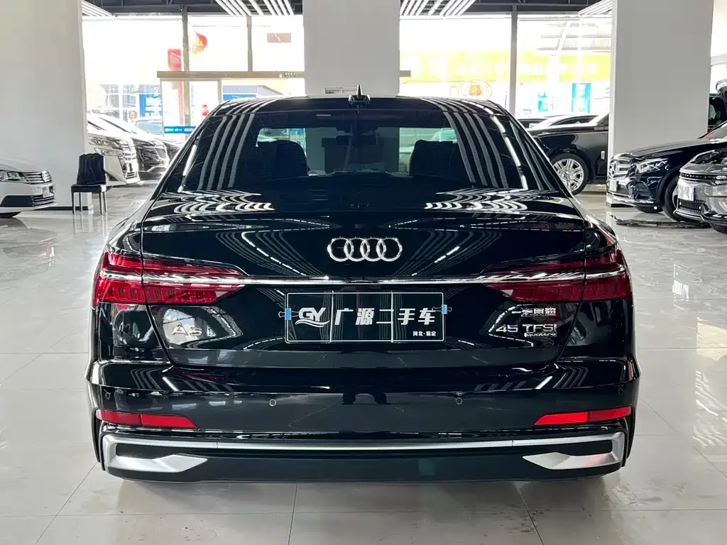 Audi A6L — фото 2