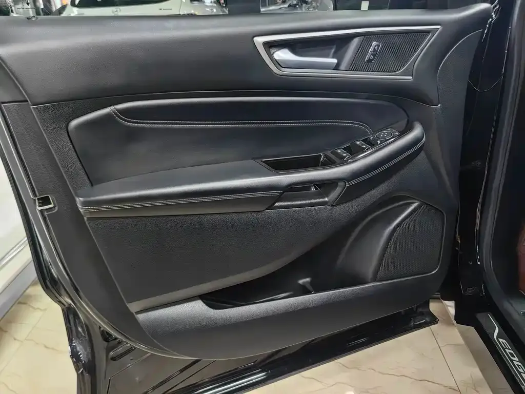 Ford Edge 2022 из CN, фото 7