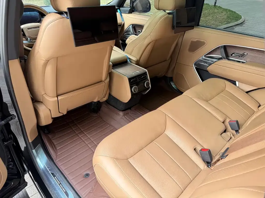Land Rover Range Rover 2023 из CN, фото 2