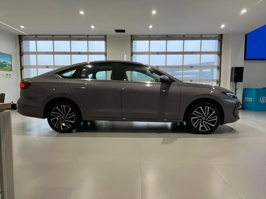 Volkswagen Lavida 2025 из CN, фото 2