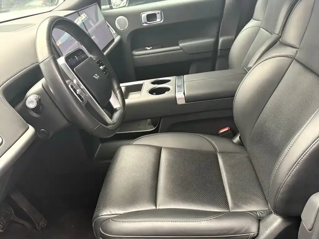 Li Auto L8 2024 из CN, фото 4