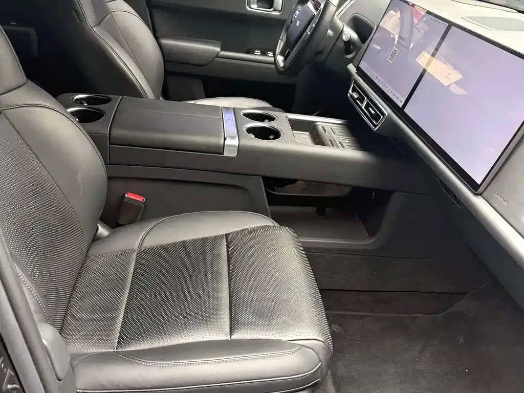 Li Auto L8 2024 из CN, фото 7