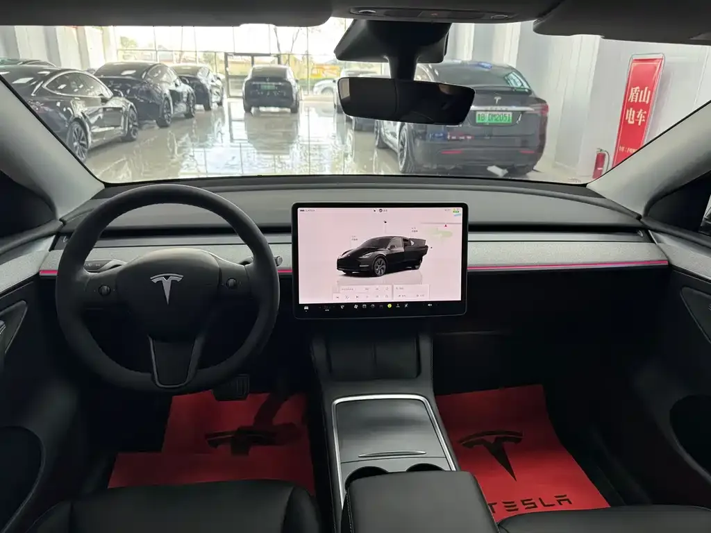 Tesla Model Y 2023 из CN, фото 10
