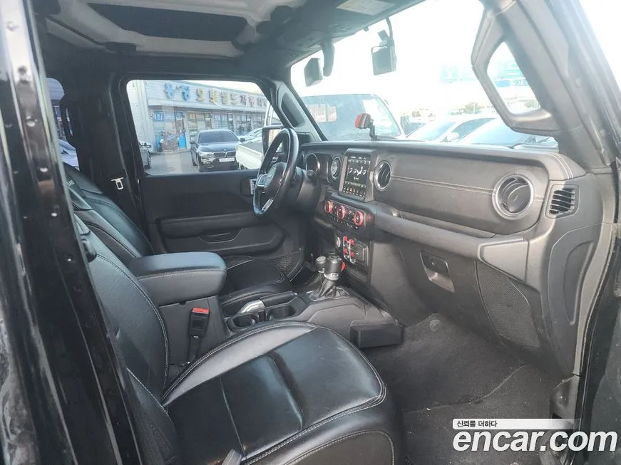 Jeep Wrangler 2021 из KR, фото 4
