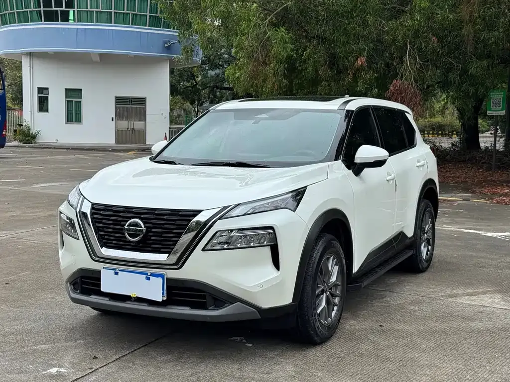 Nissan X-Trail 2022 из CN, фото 1