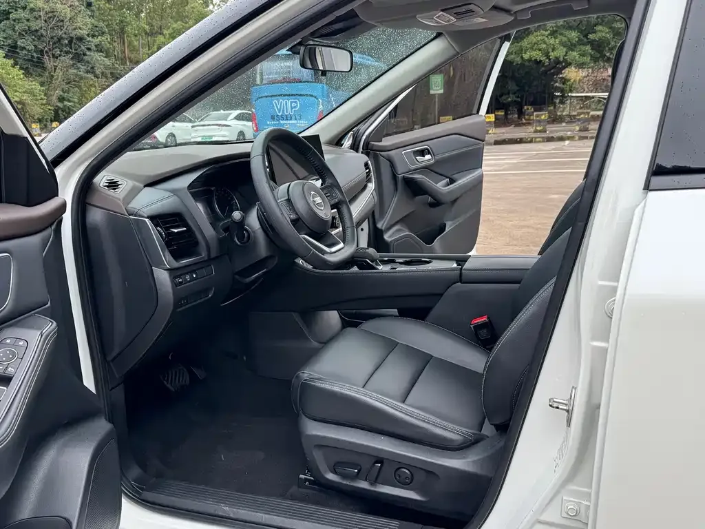 Nissan X-Trail 2022 из CN, фото 4