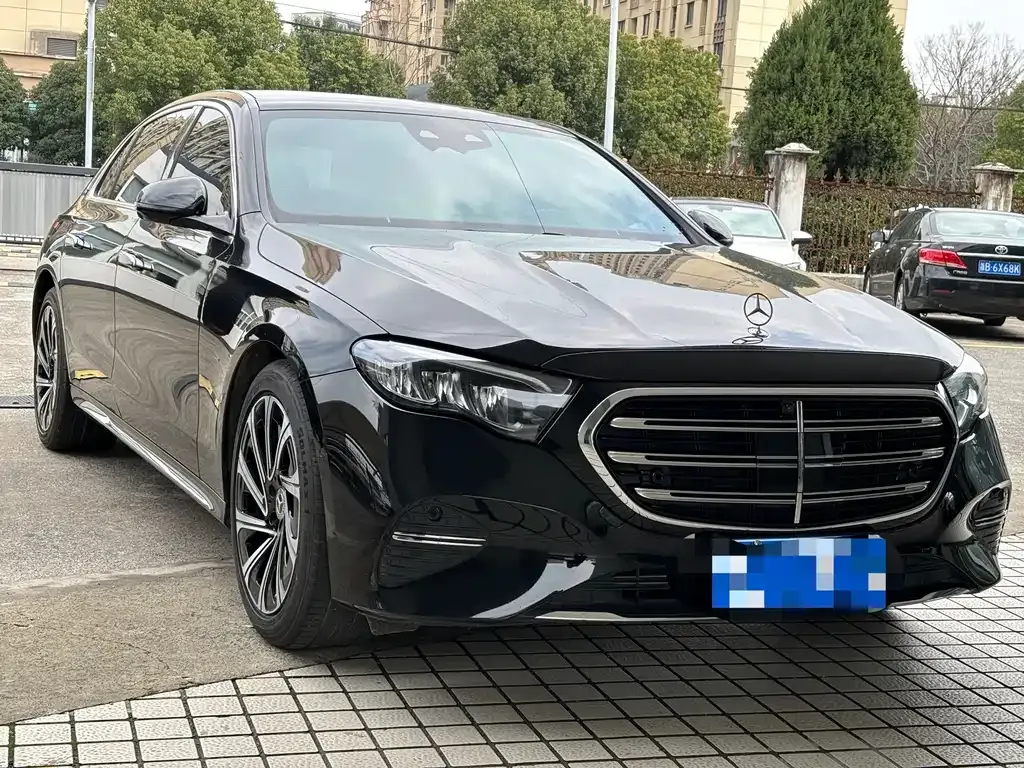Mercedes-Benz E-Class 2024 из CN, фото 4