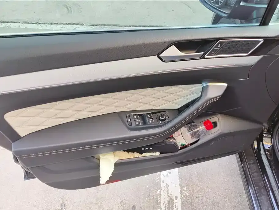 Volkswagen Magotan 2023 из CN, фото 4