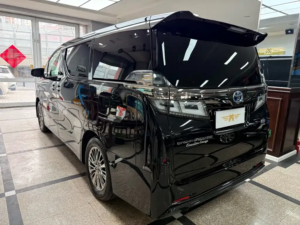 Toyota Vellfire 2022 из CN, фото 10