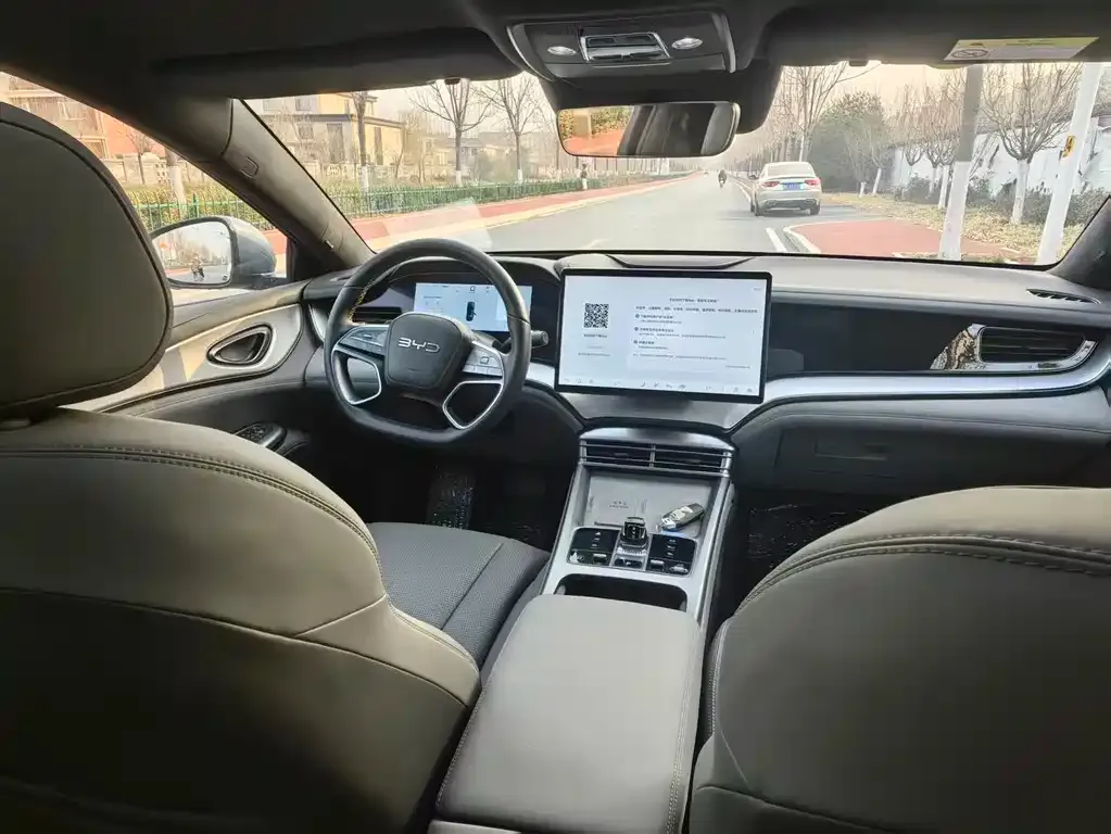 BYD Seal 07 DM-i 2025 из CN, фото 3