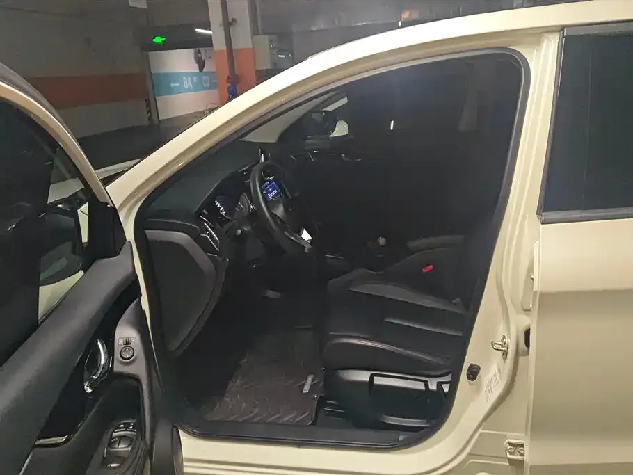 Nissan Qashqai 2022 из CN, фото 3