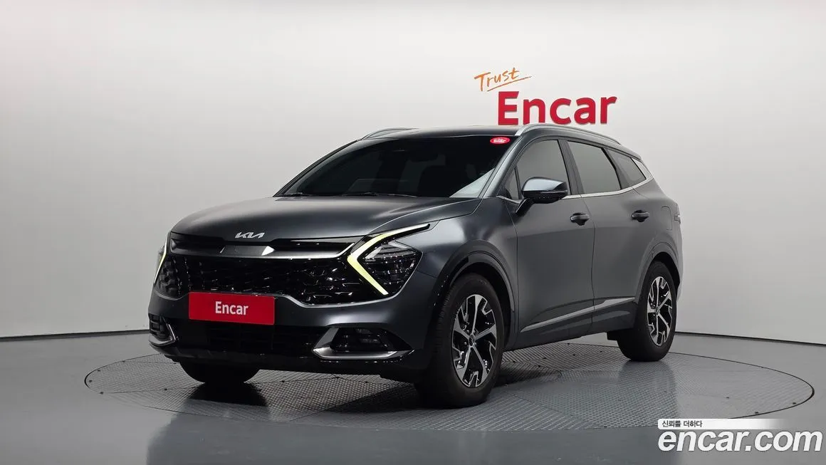 Kia Sportage — фото 1