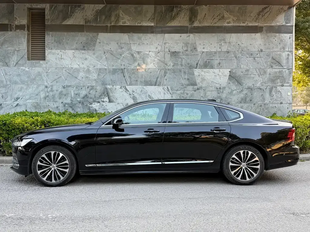 Volvo S90 — фото 10