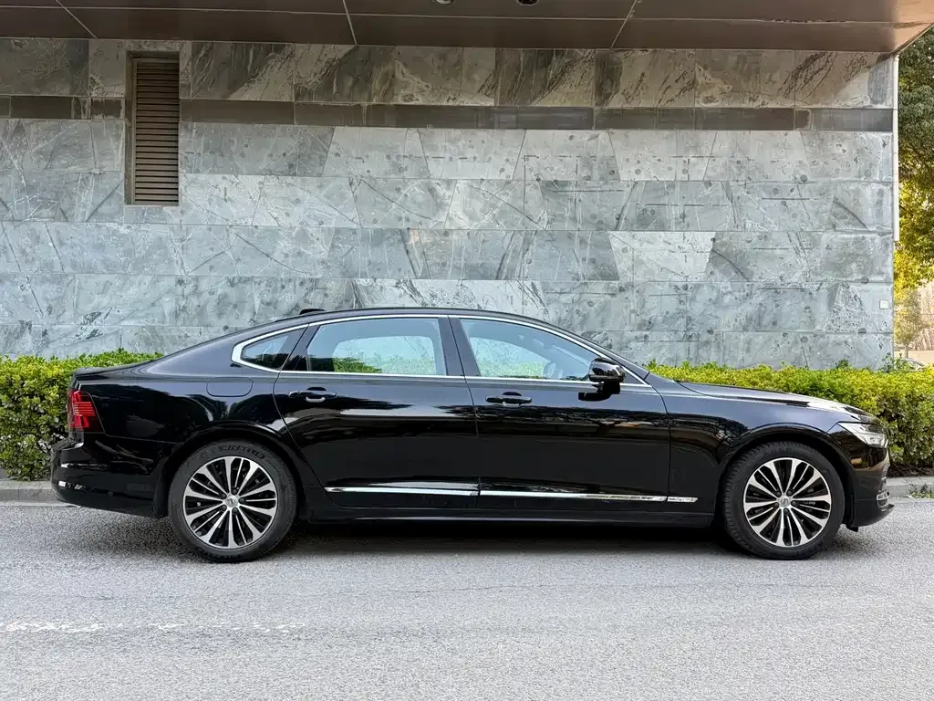Volvo S90 — фото 2