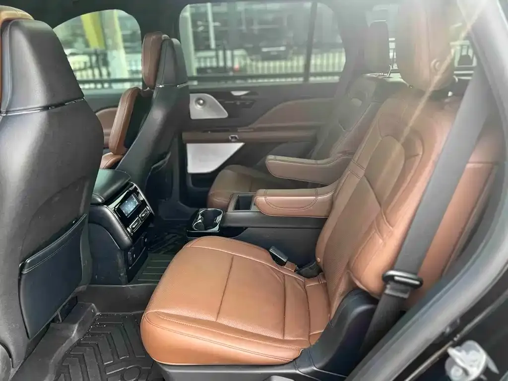 Lincoln Aviator 2021 из CN, фото 5