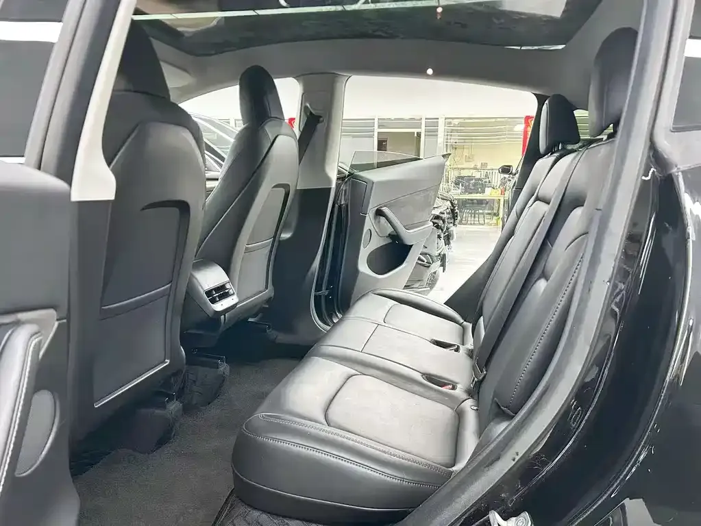 Tesla Model Y 2021 из CN, фото 5