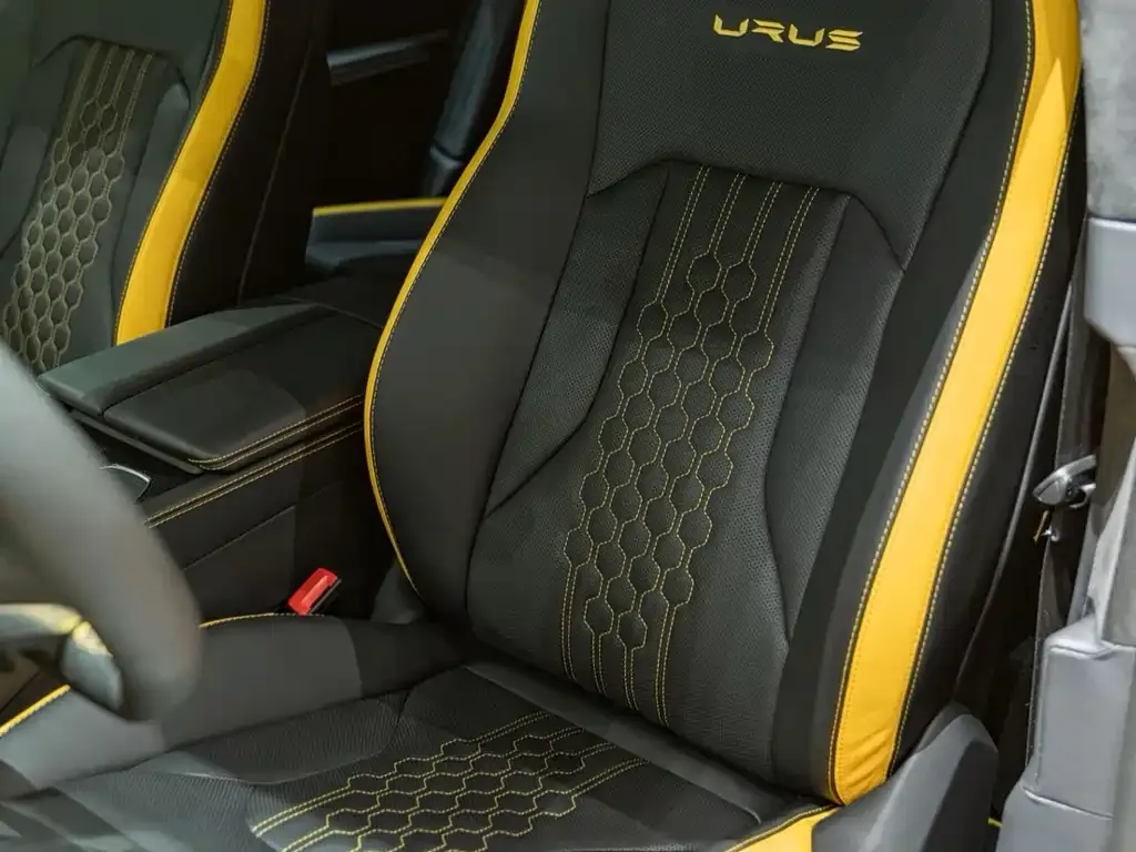 Lamborghini Urus 2023 из CN, фото 3