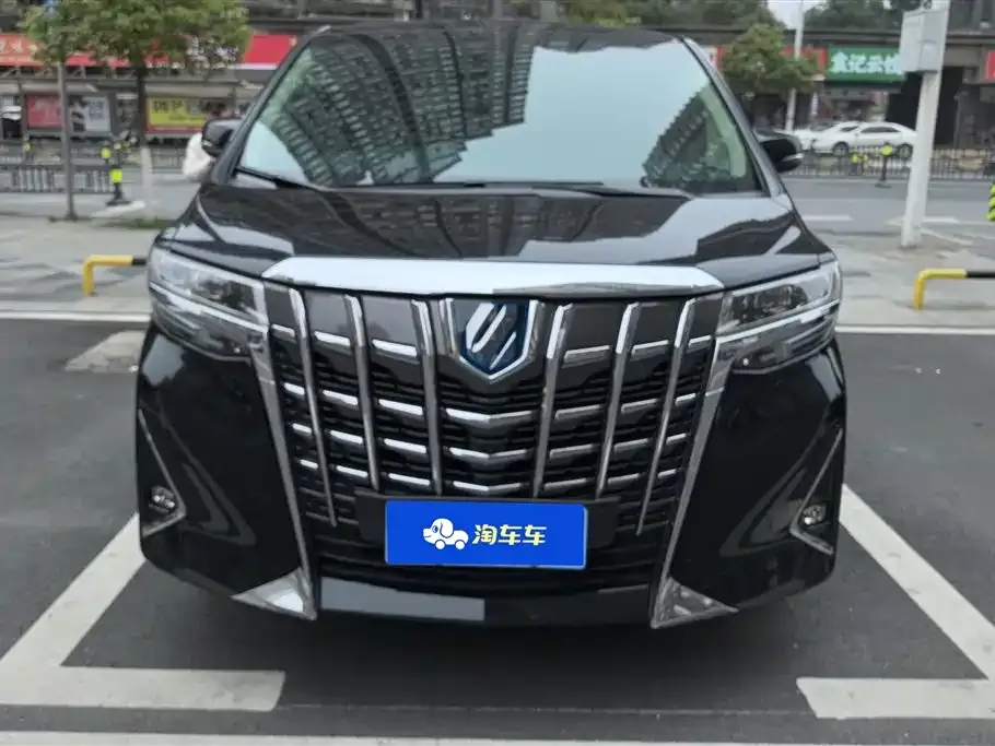 Toyota Alphard 2023 из CN, фото 3