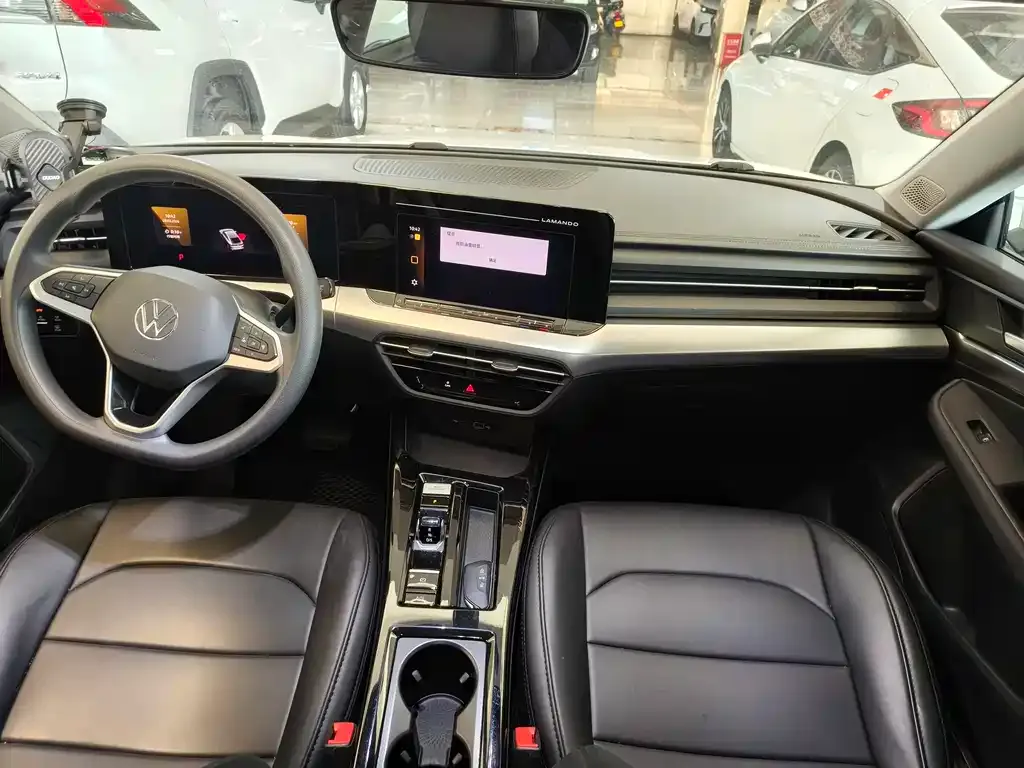 Volkswagen Lamando 2024 из CN, фото 2