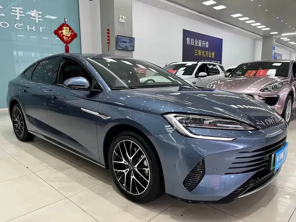 BYD Seal — фото 10