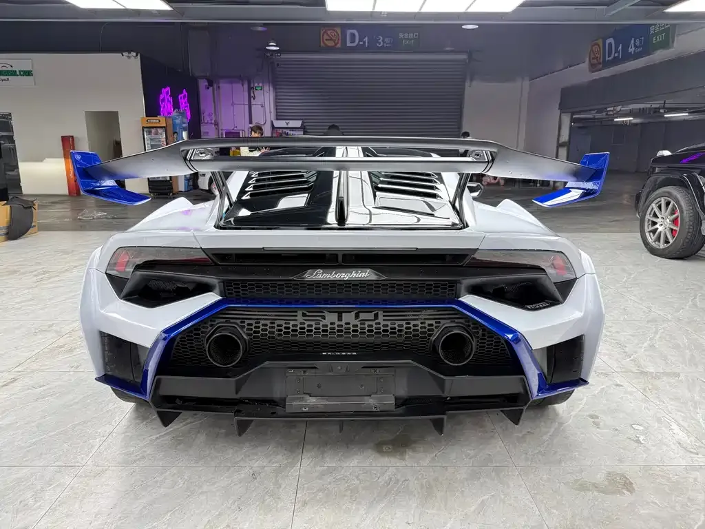 Lamborghini Huracan — фото 7