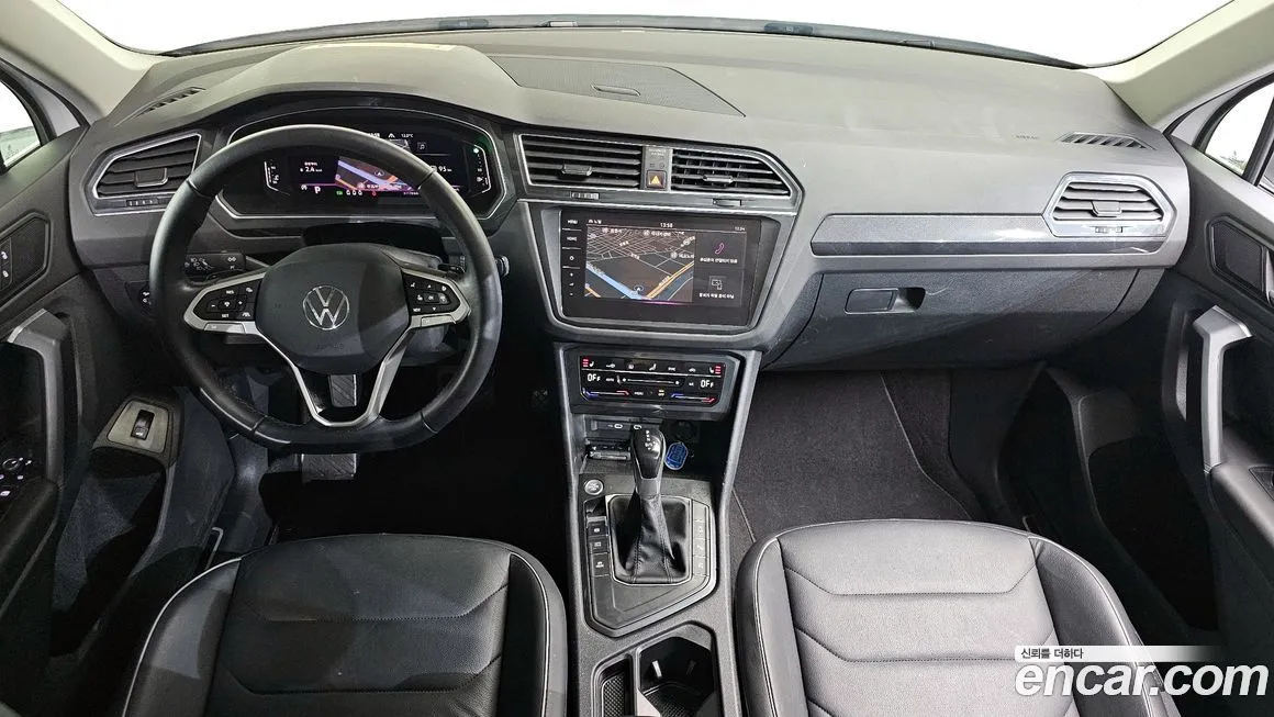 Volkswagen Tiguan — фото 5