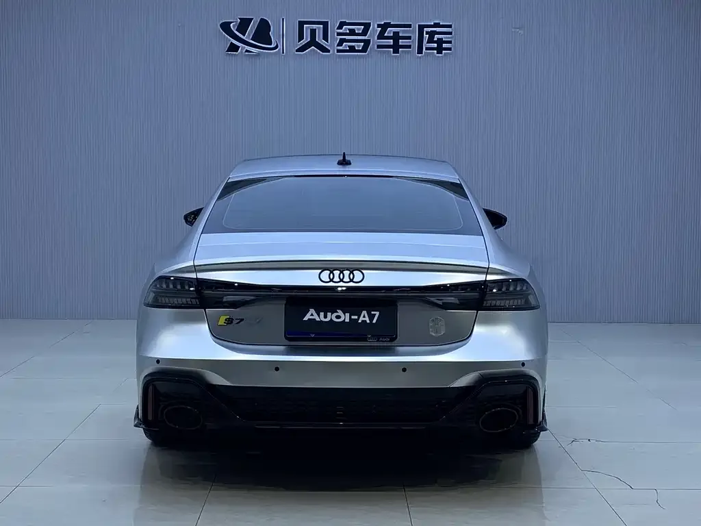 Audi A7 — фото 7