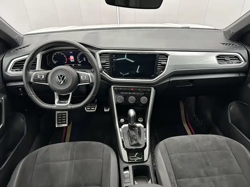 Volkswagen T-Roc 2023 из CN, фото 3