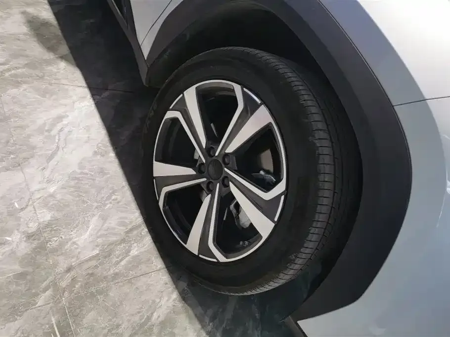 Geely Boyue L 2025 из CN, фото 7