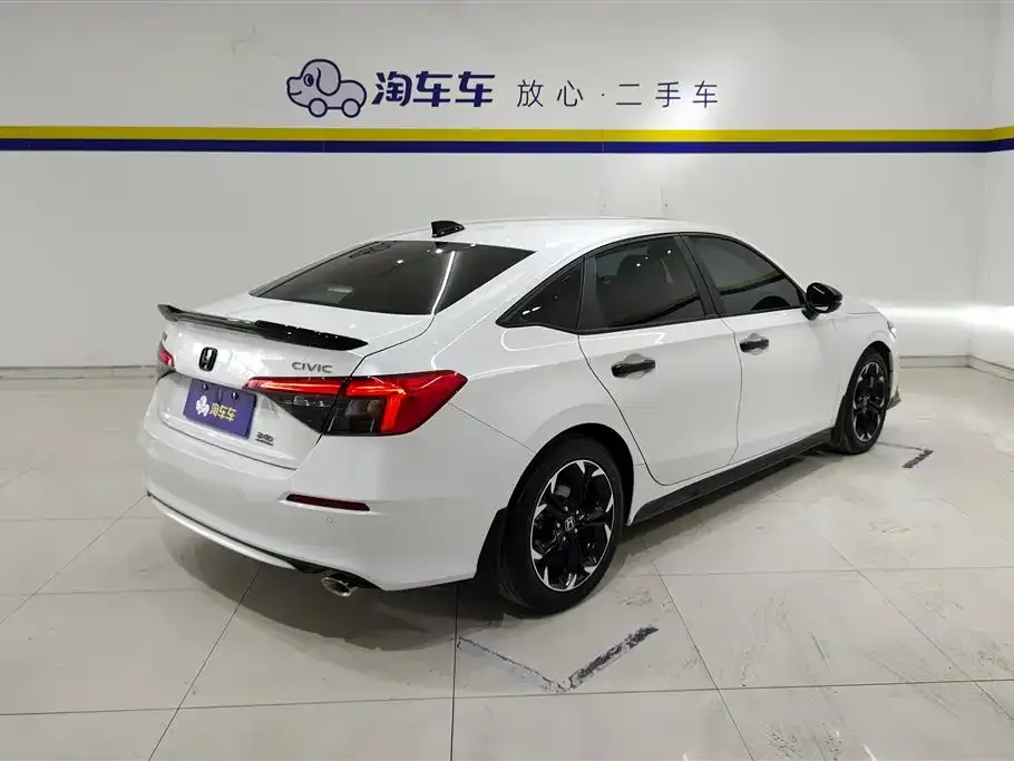 Honda Civic — фото 6