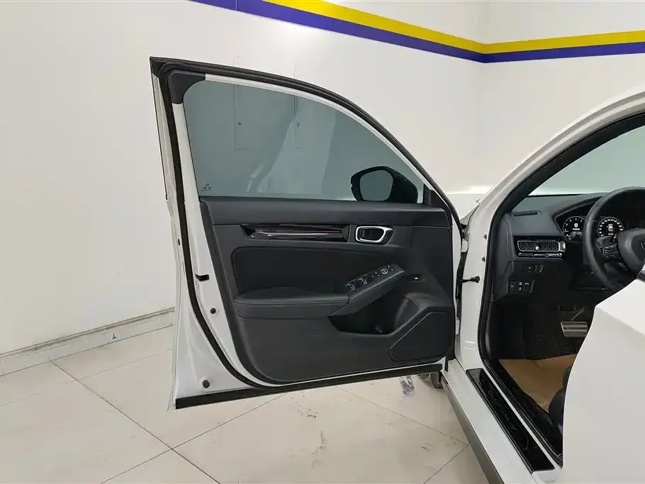 Honda Civic — фото 4
