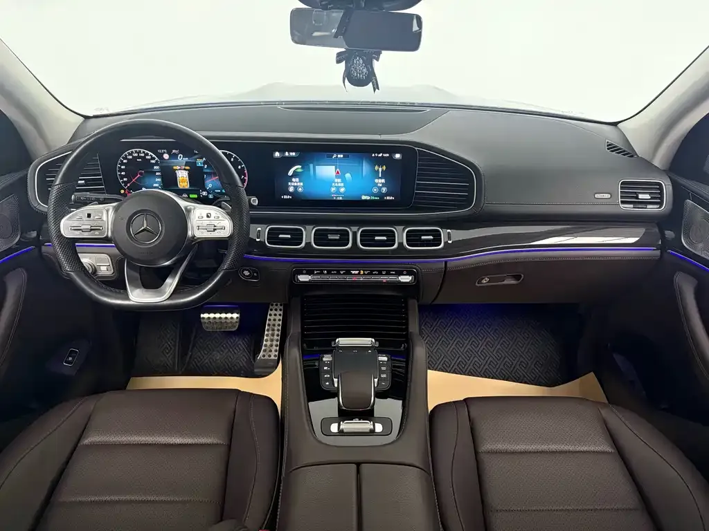 Mercedes-Benz GLS — фото 3