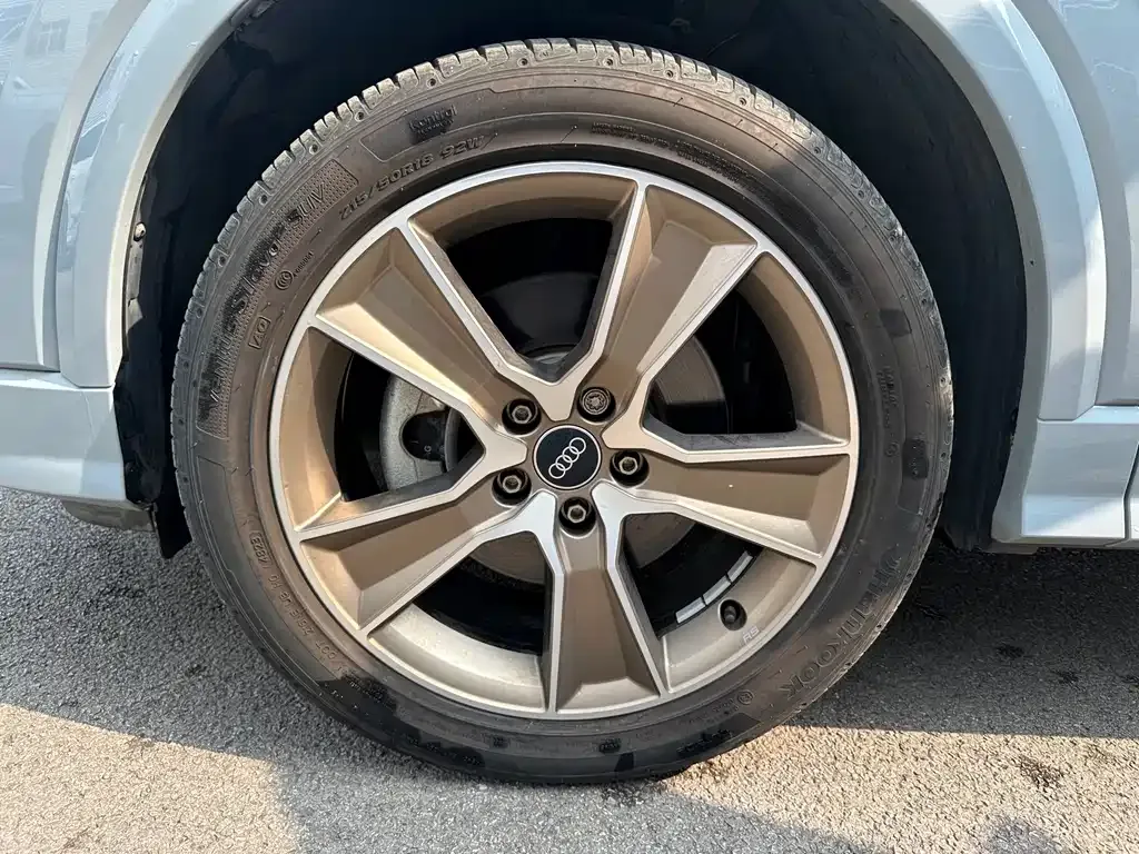 Audi Q2L 2024 из CN, фото 8