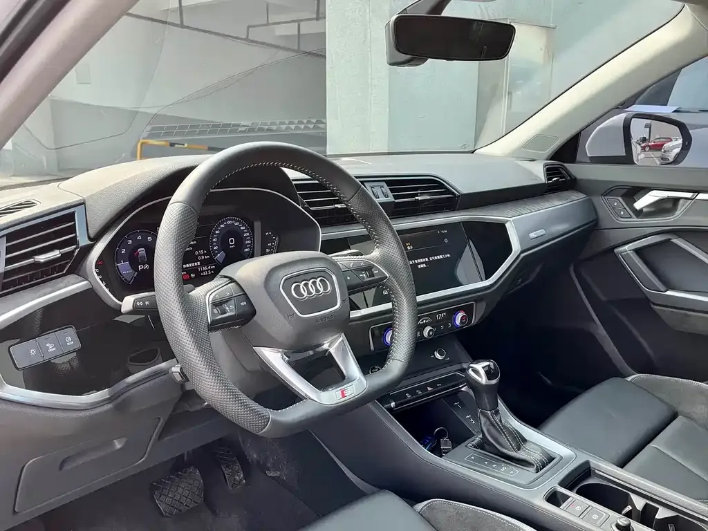 Audi Q3 Sportback — фото 5
