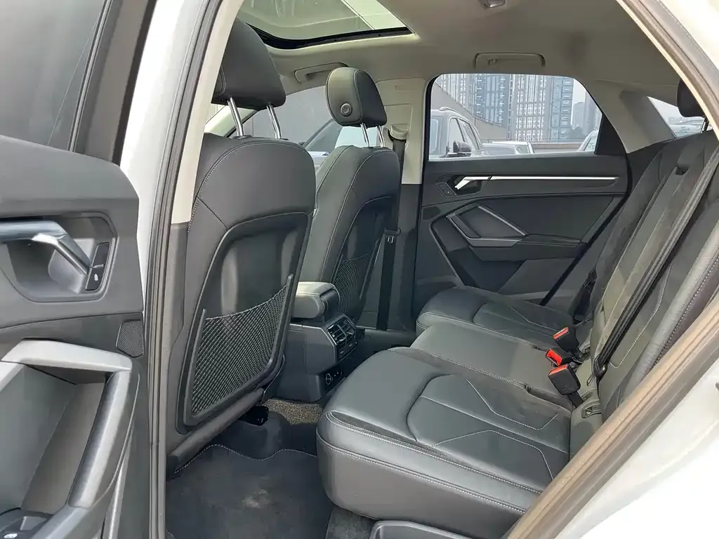 Audi Q3 Sportback — фото 2