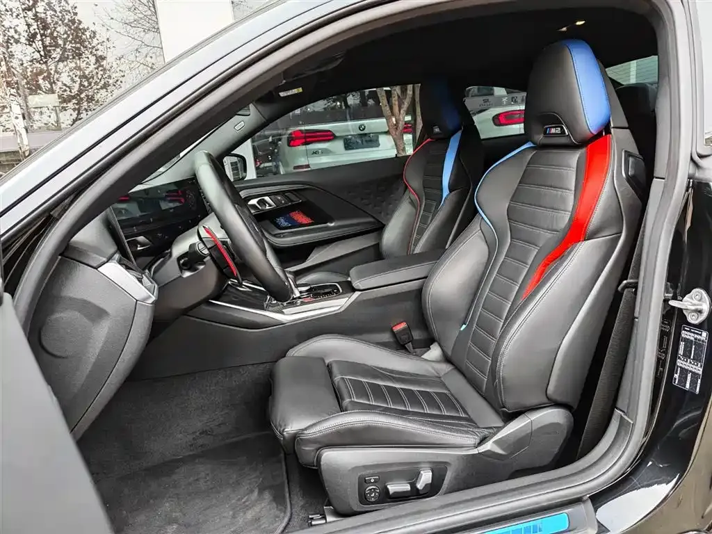 BMW M2 2024 из CN, фото 2